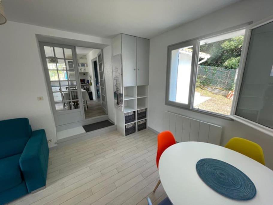Adorable Petite Maison A 400M De La Mer Βίλα Saint-Georges-de-Didonne Εξωτερικό φωτογραφία