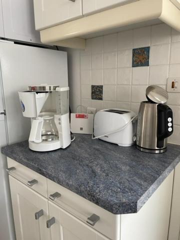 Adorable Petite Maison A 400M De La Mer Βίλα Saint-Georges-de-Didonne Εξωτερικό φωτογραφία